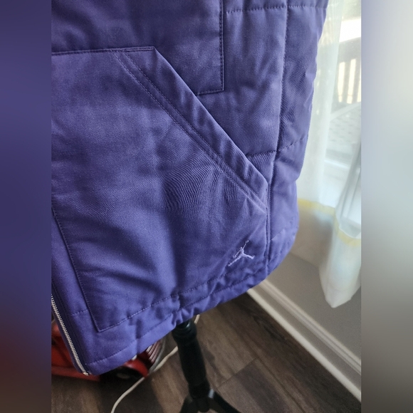 Nike Jordan Women's Insulated Loose Fit Purple Quilted Vest Size Large - Picture 2 of 10